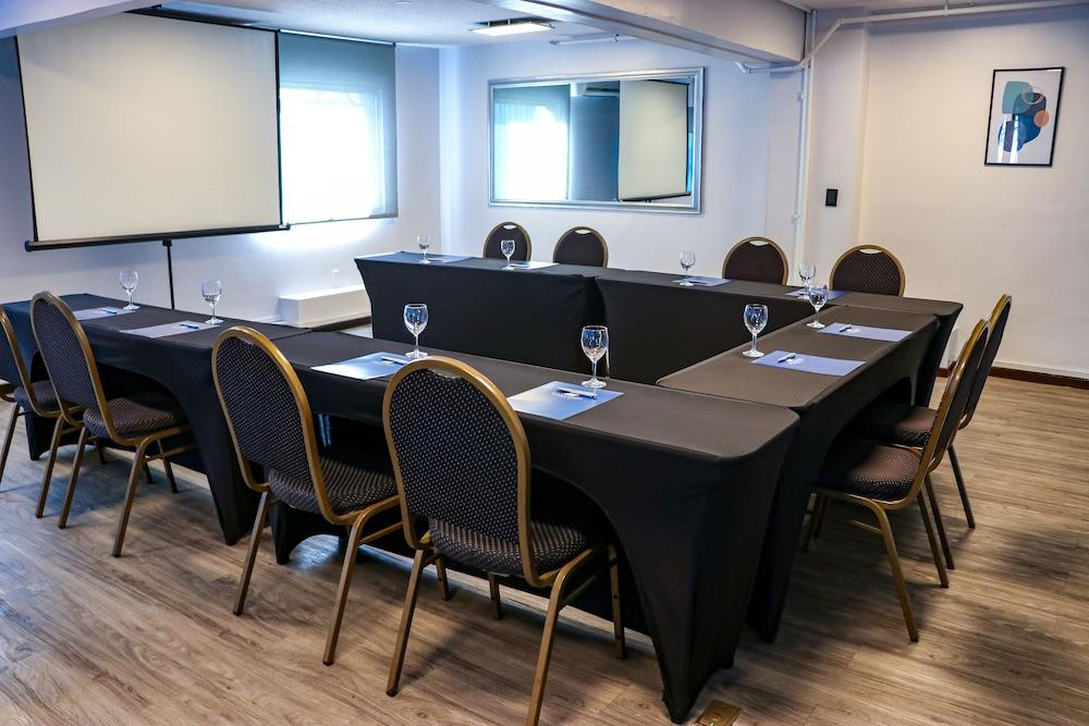 Palladium Business Hotel Montevideo Exterior photo