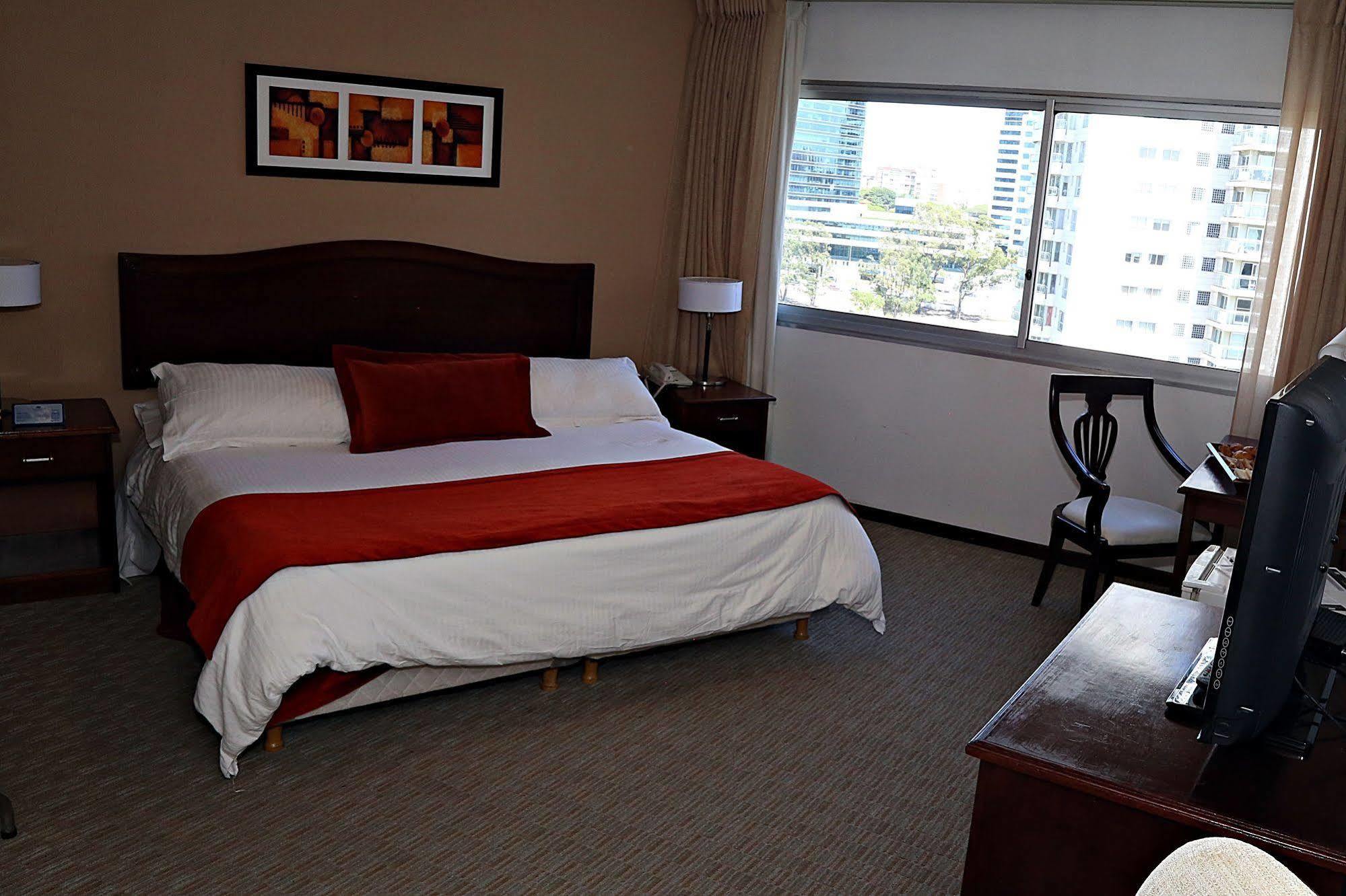 Palladium Business Hotel Montevideo Exterior photo