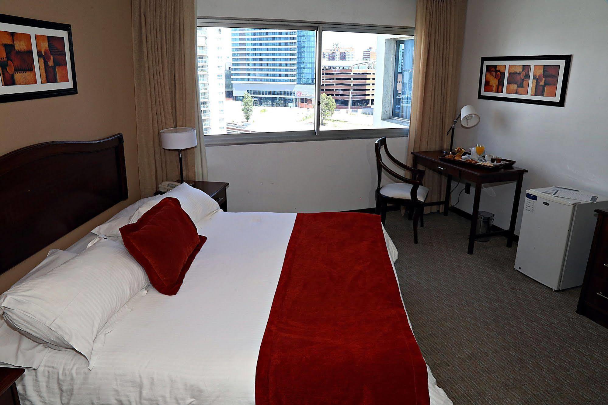 Palladium Business Hotel Montevideo Exterior photo