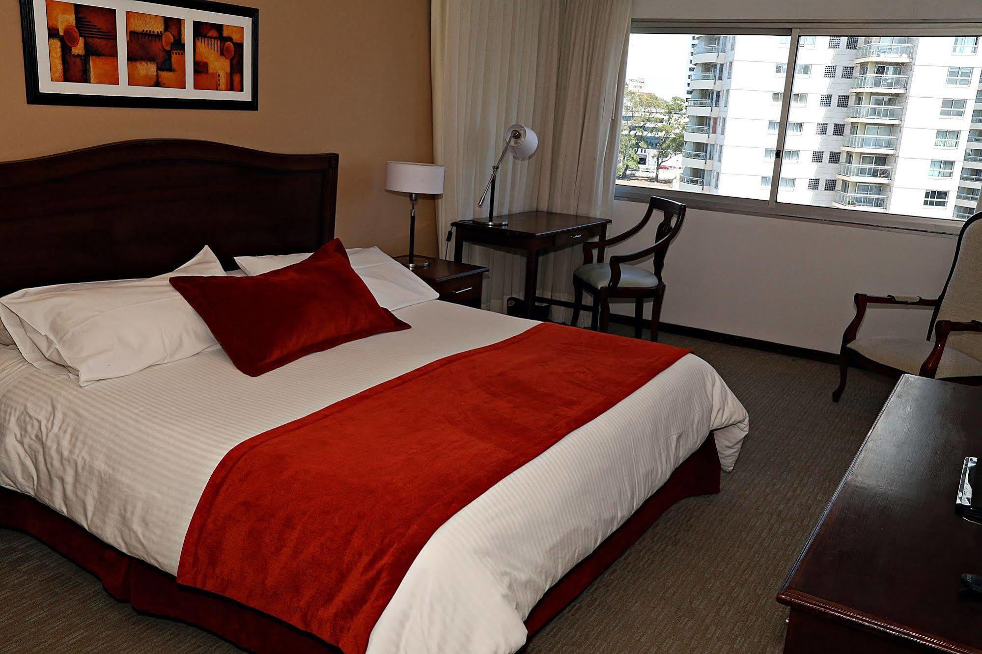 Palladium Business Hotel Montevideo Exterior photo